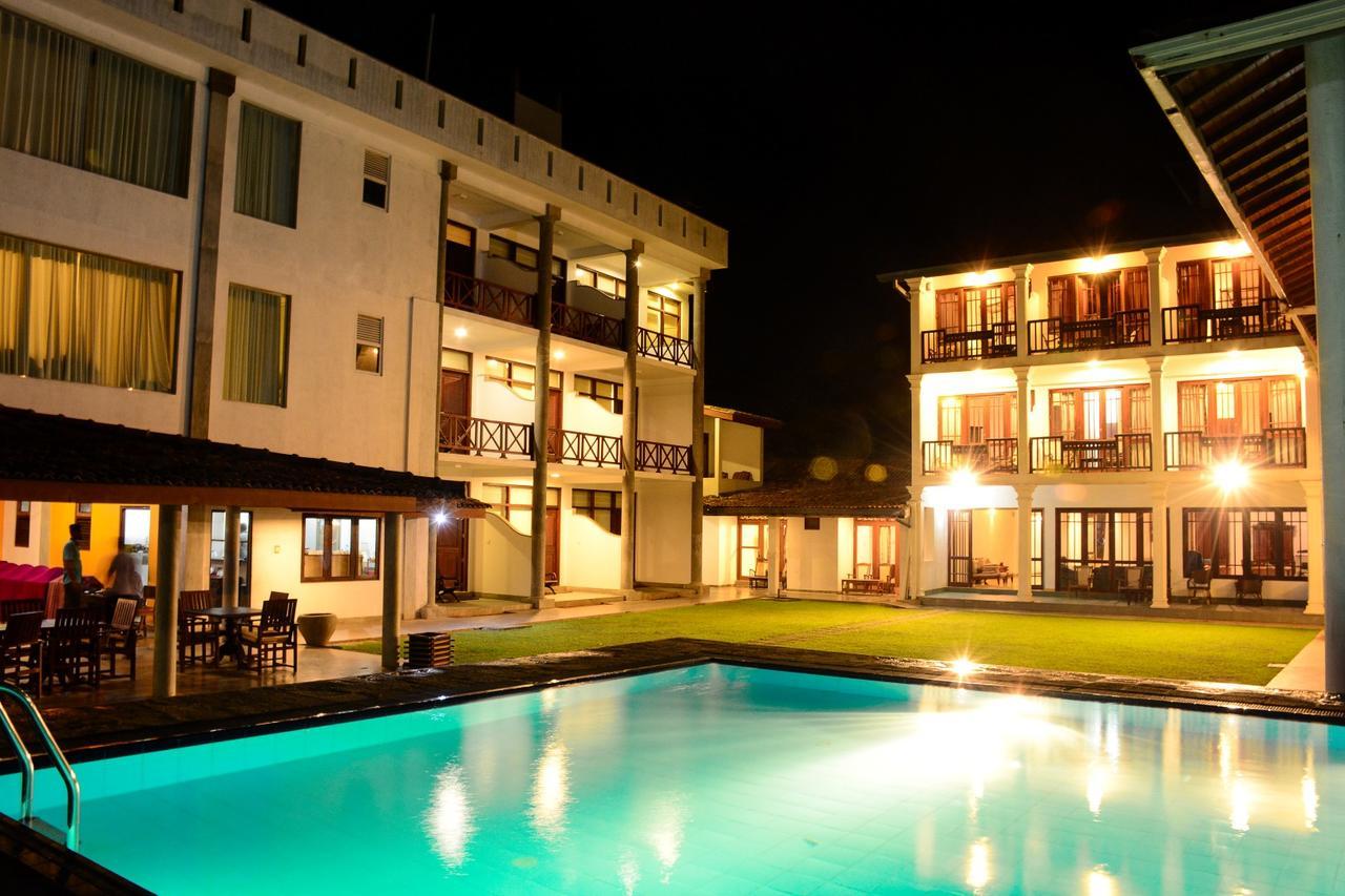 Ranmal Beach Hotel Hikkaduwa Exterior foto